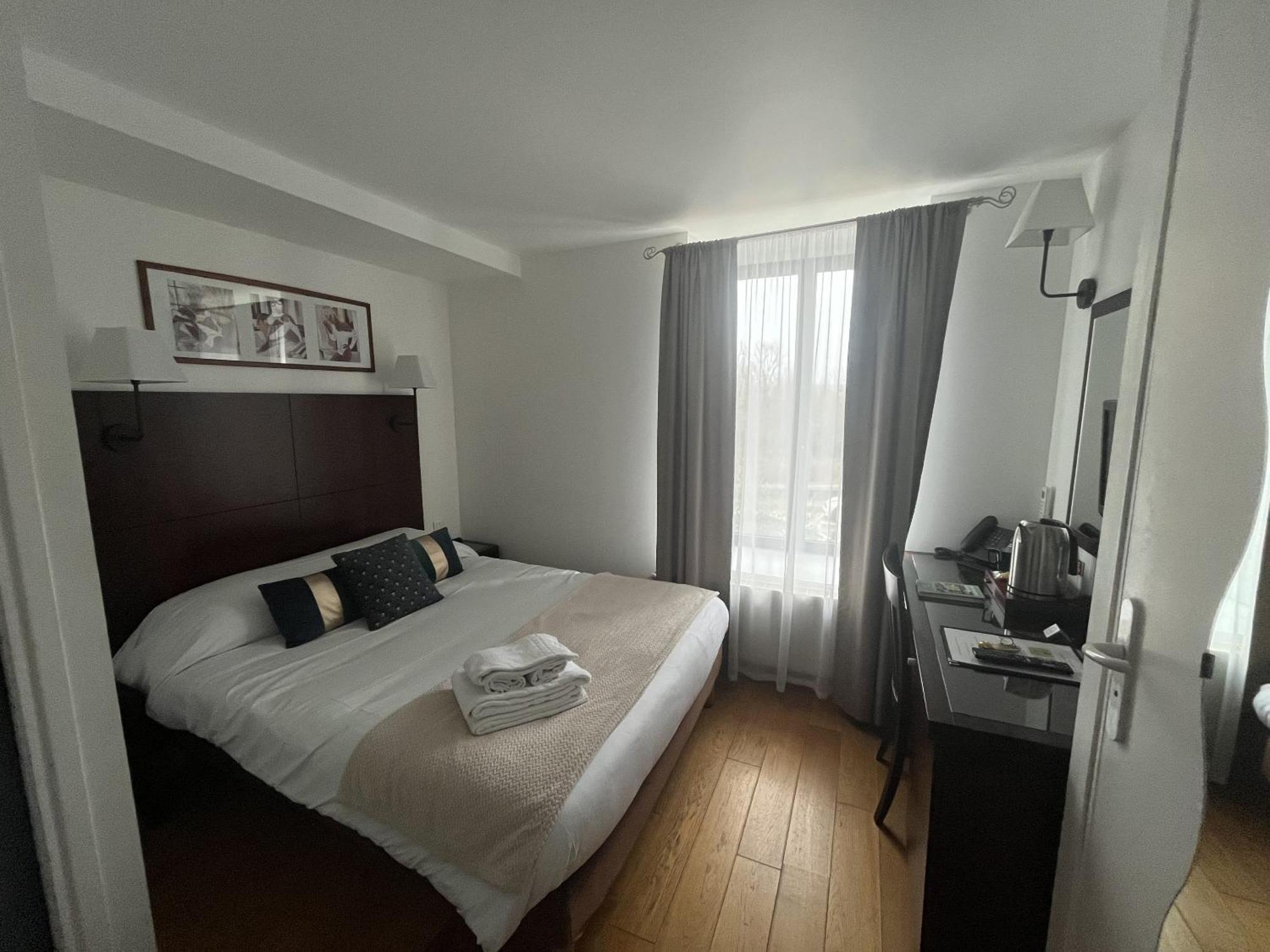 Hotel Logis Le Marronnier Buffon Zimmer foto