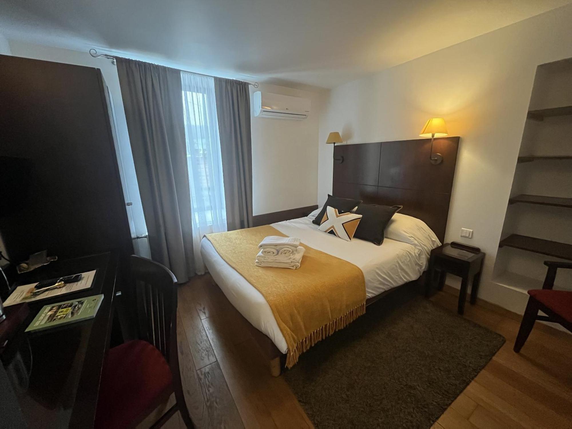 Hotel Logis Le Marronnier Buffon Zimmer foto