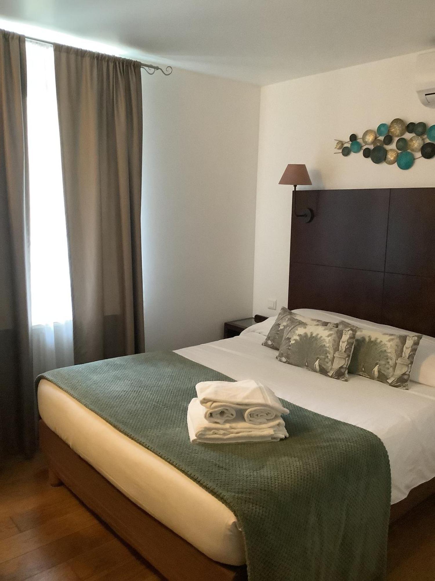 Hotel Logis Le Marronnier Buffon Zimmer foto